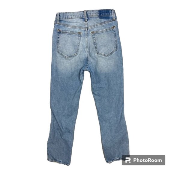 Abercrombie & Fitch ankle straight ultra high rise shredded jeans size 27 or 4 - Picture 3 of 10